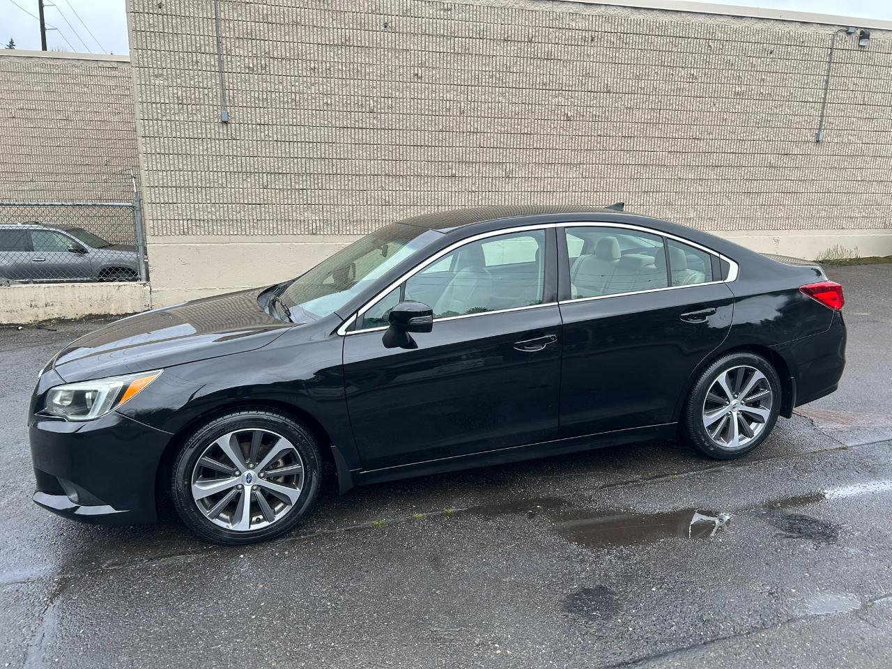 Used 2016 Subaru Legacy 2.5i Limited w/ Popular Package #4 AWD/4WD image 8