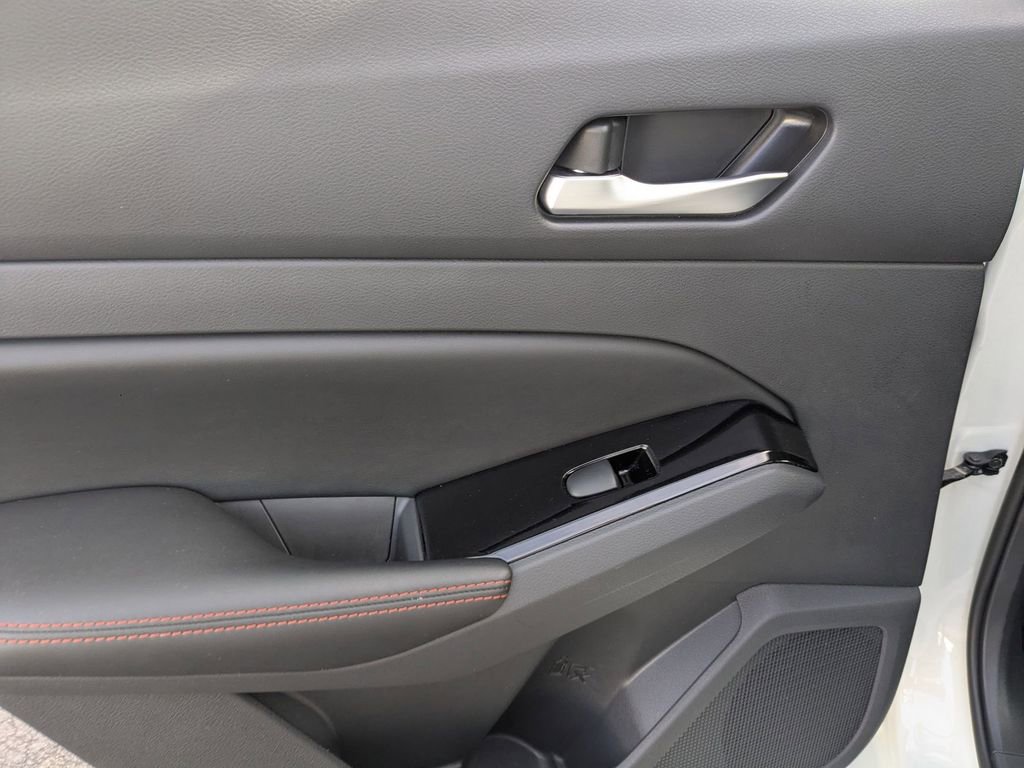 Used 2025 Nissan Altima 2.5 SR image 23