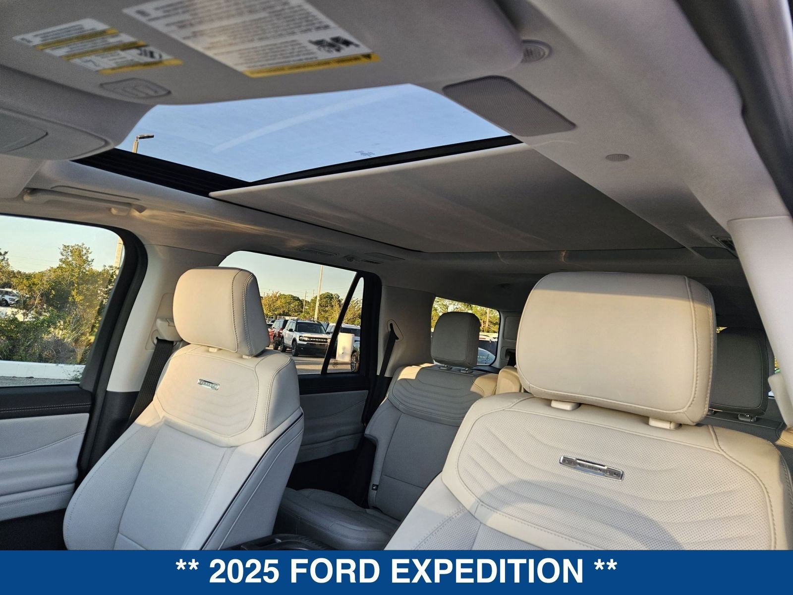 New 2025 Ford Expedition Platinum w/ Platinum Ultimate Package image 32