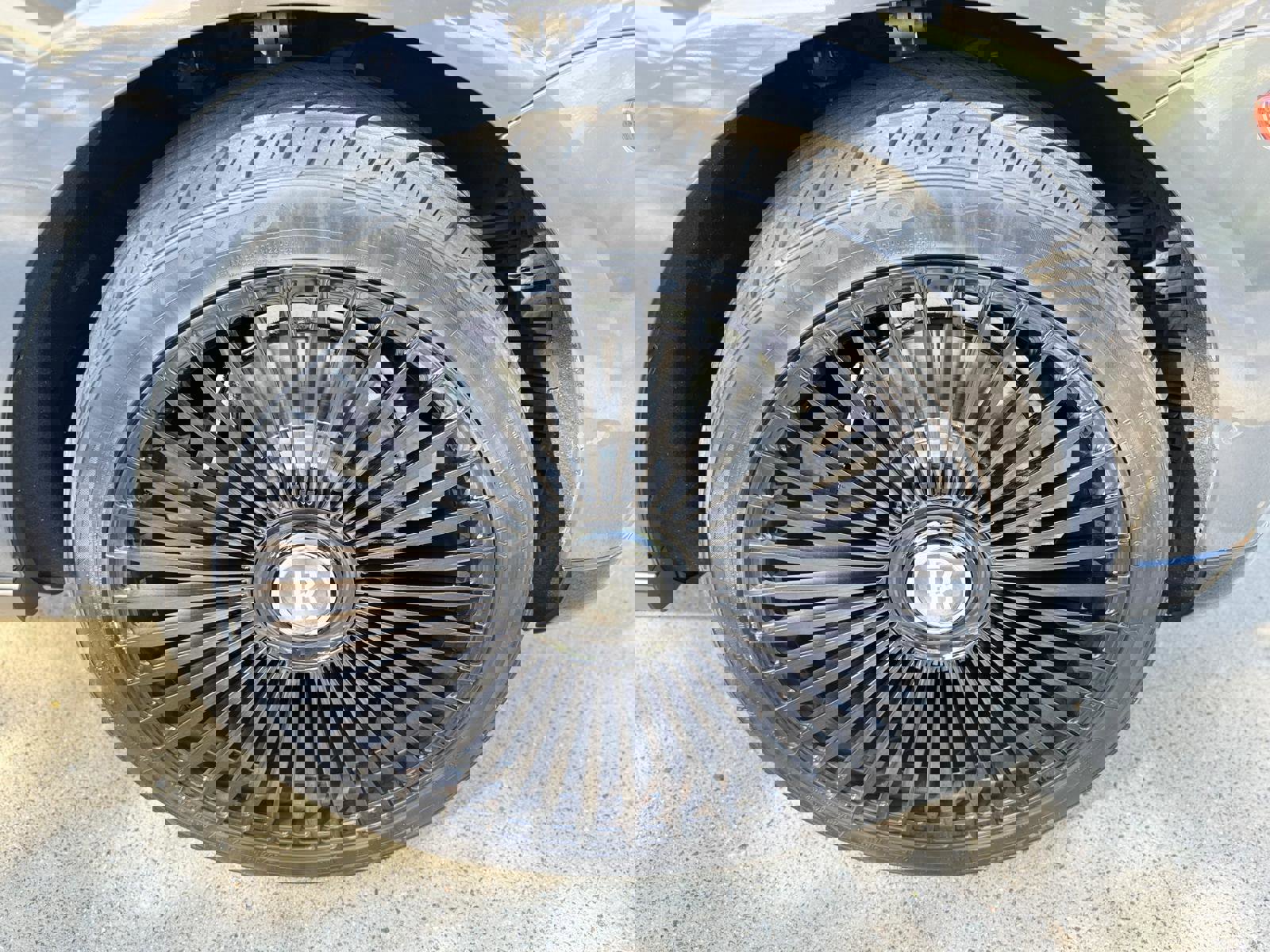 Used 2021 Rolls-Royce Cullinan image 21