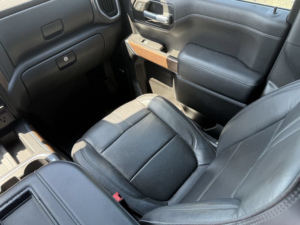 Used 2020 Chevrolet Silverado 1500 High Country w/ Technology Package AWD/4WD image 27