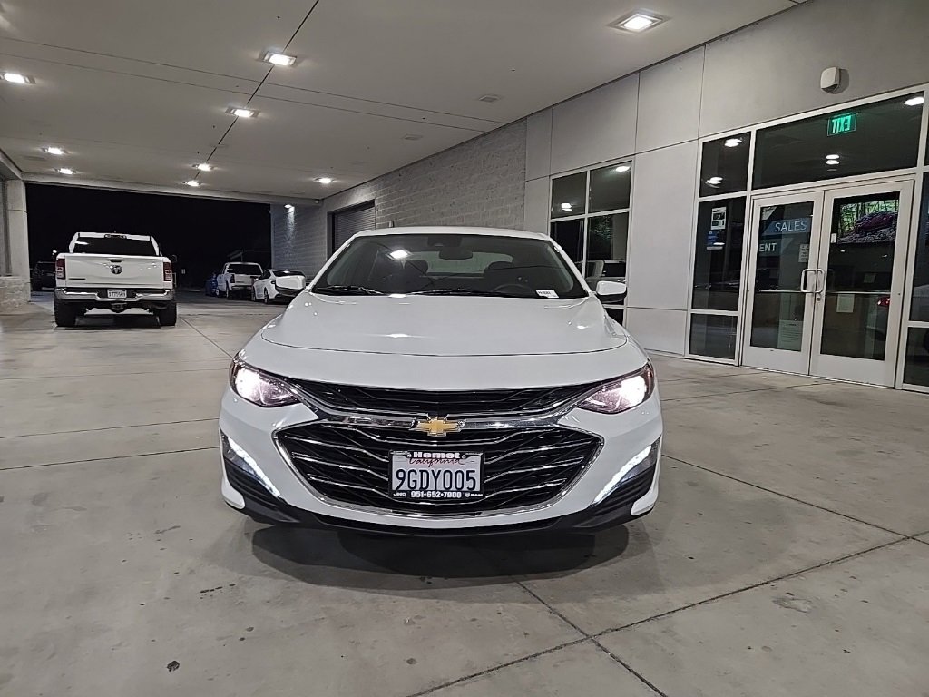 Used 2023 Chevrolet Malibu LT image 3