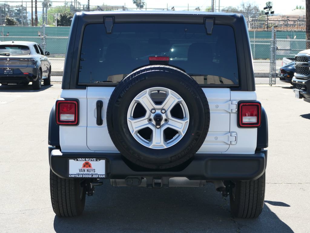 Used 2022 Jeep Wrangler Sport S image 6