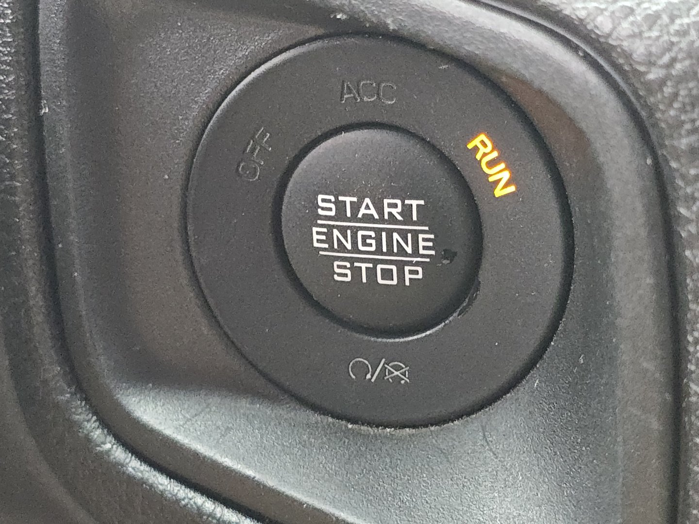 Used 2024 Jeep Wrangler Unlimited AWD/4WD image 32