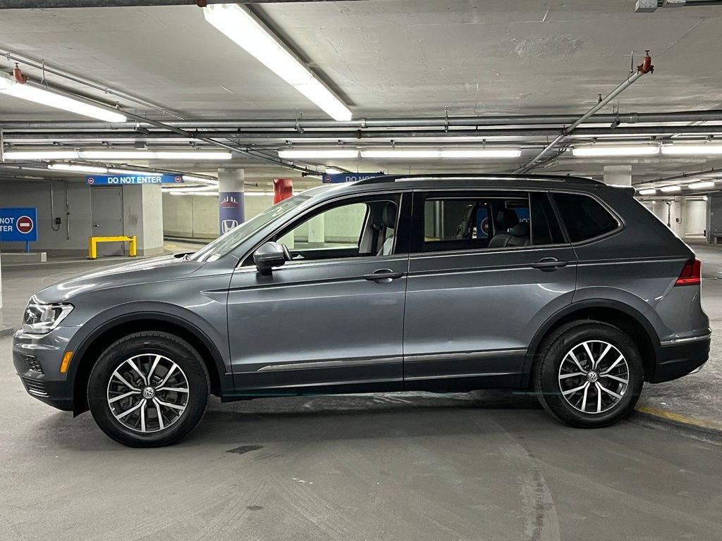 Used 2020 Volkswagen Tiguan SE image 33