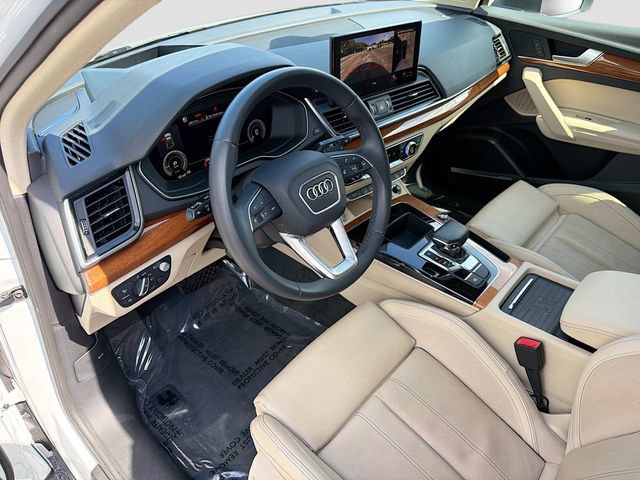 Used 2023 Audi Q5 e Prestige w/ Prestige Package AWD/4WD image 25