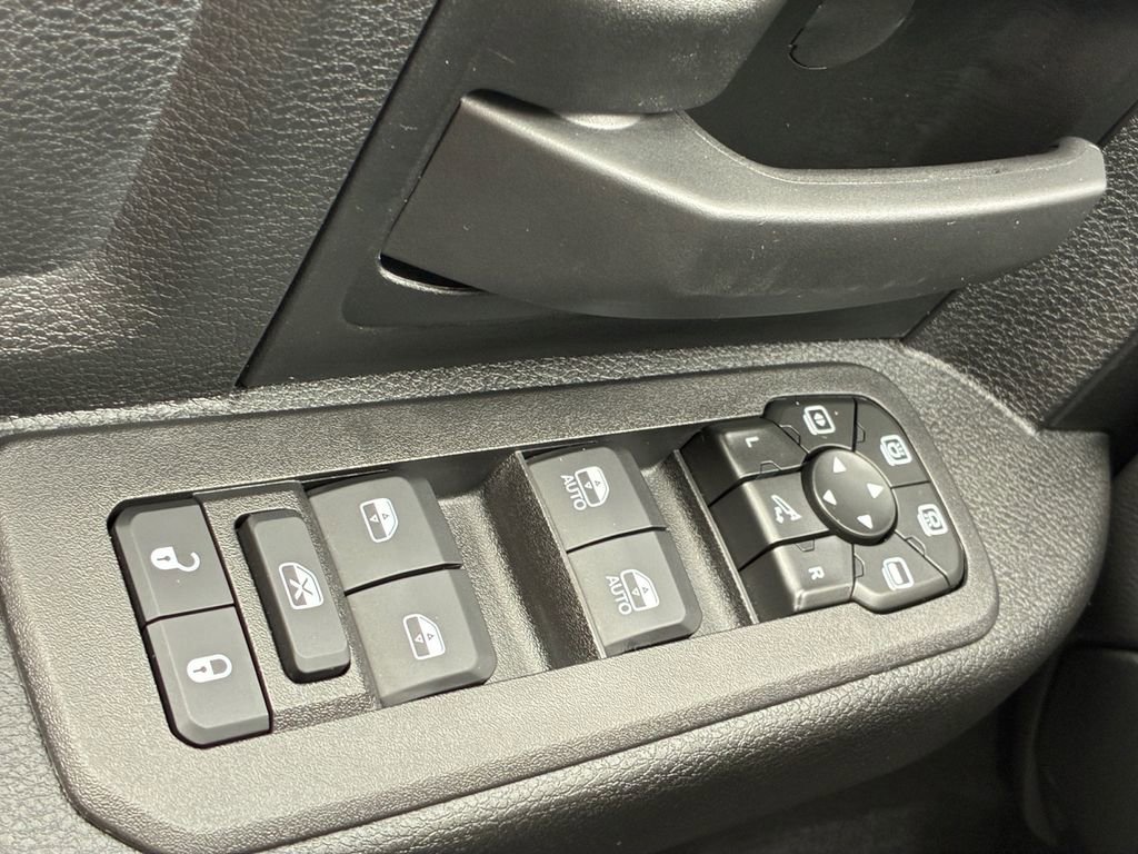 New 2026 RAM 2500 Tradesman AWD/4WD image 7