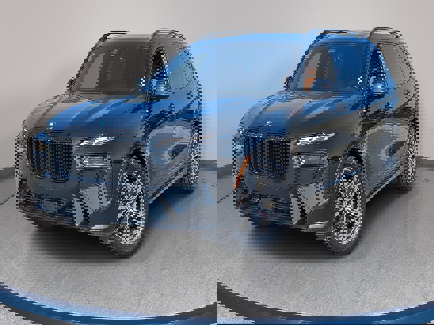 Used 2024 BMW X7 xDrive40i w/ M Sport Package image 1