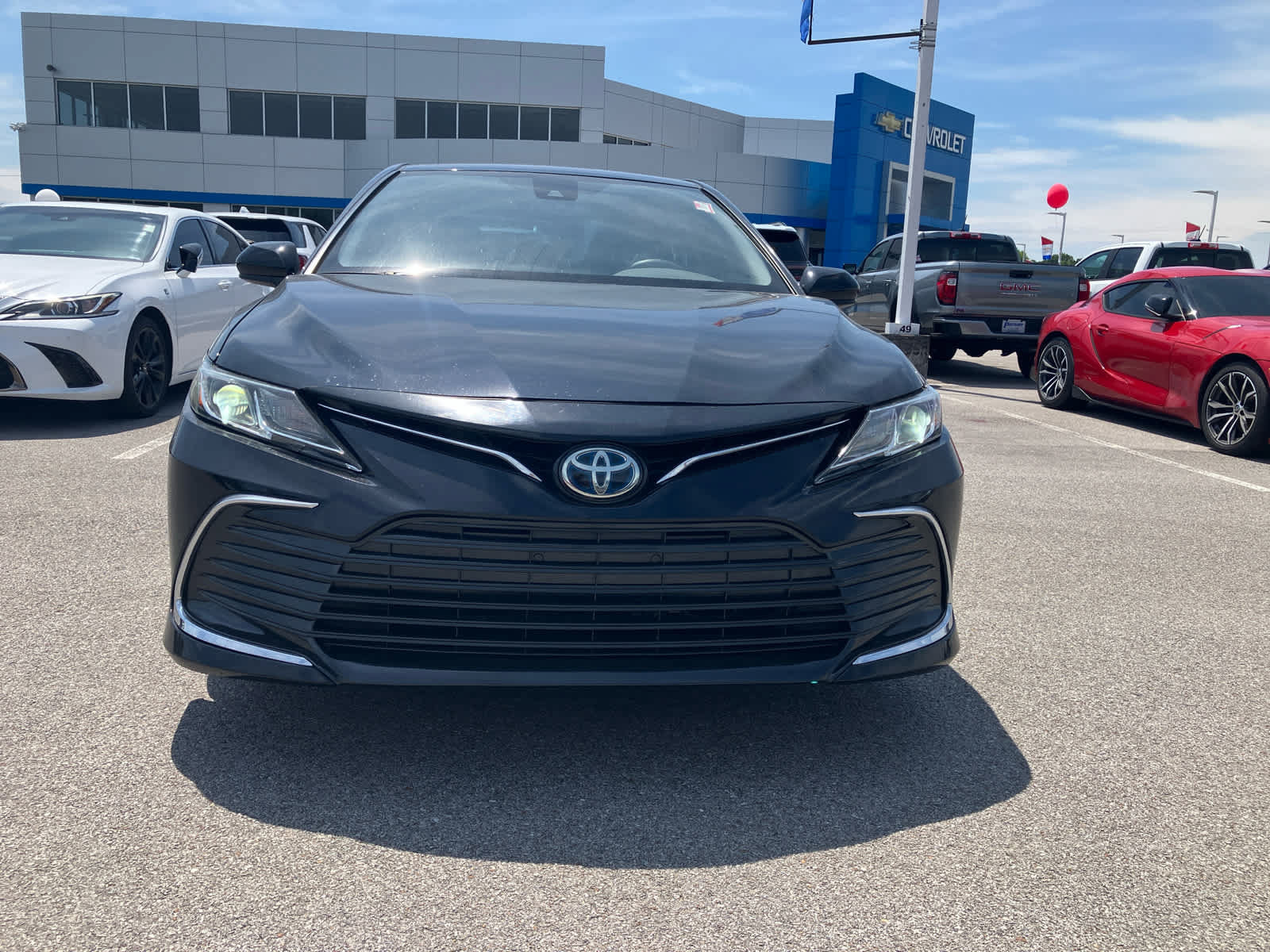 Used 2024 Toyota Camry LE FWD image 2