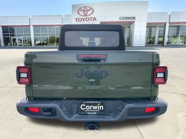Used 2022 Jeep Gladiator Sport AWD/4WD image 7