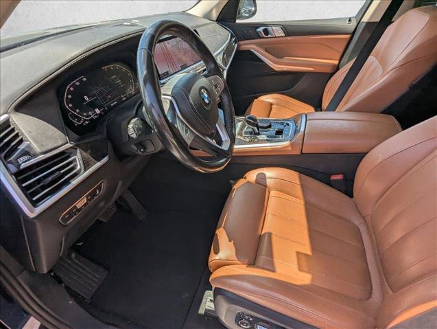 Used 2021 BMW X7 xDrive40i w/ Luxury Seating Package image 16