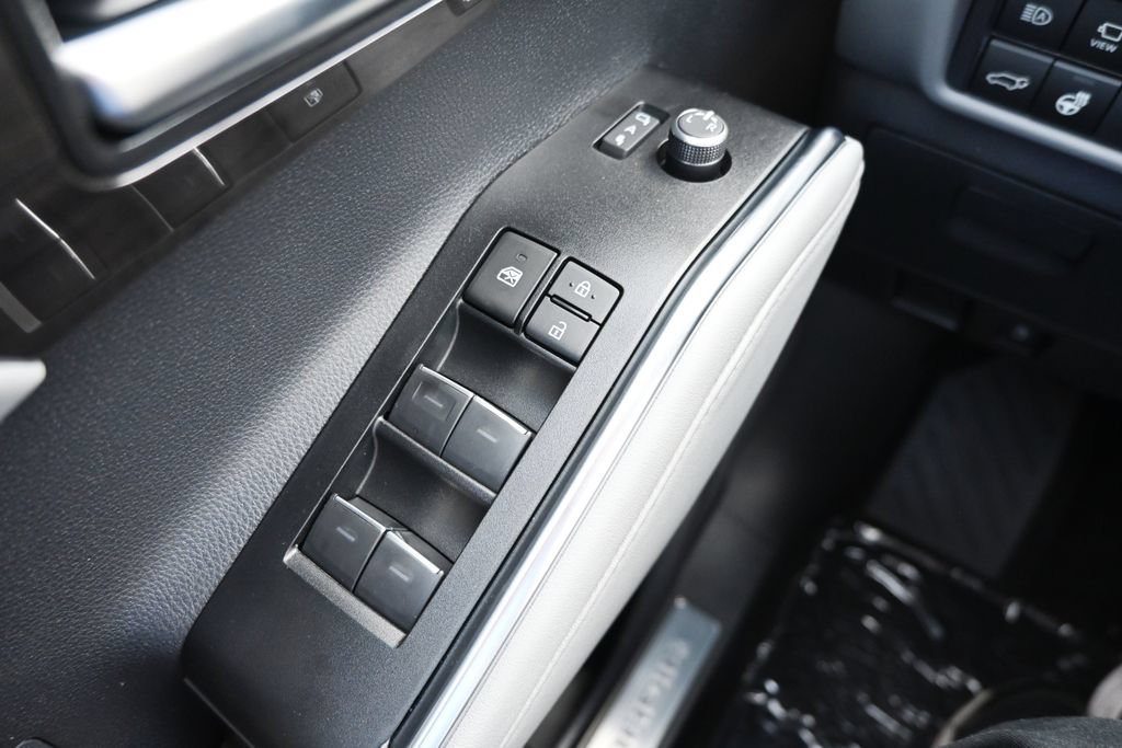 New 2026 Toyota Highlander Limited AWD/4WD image 31