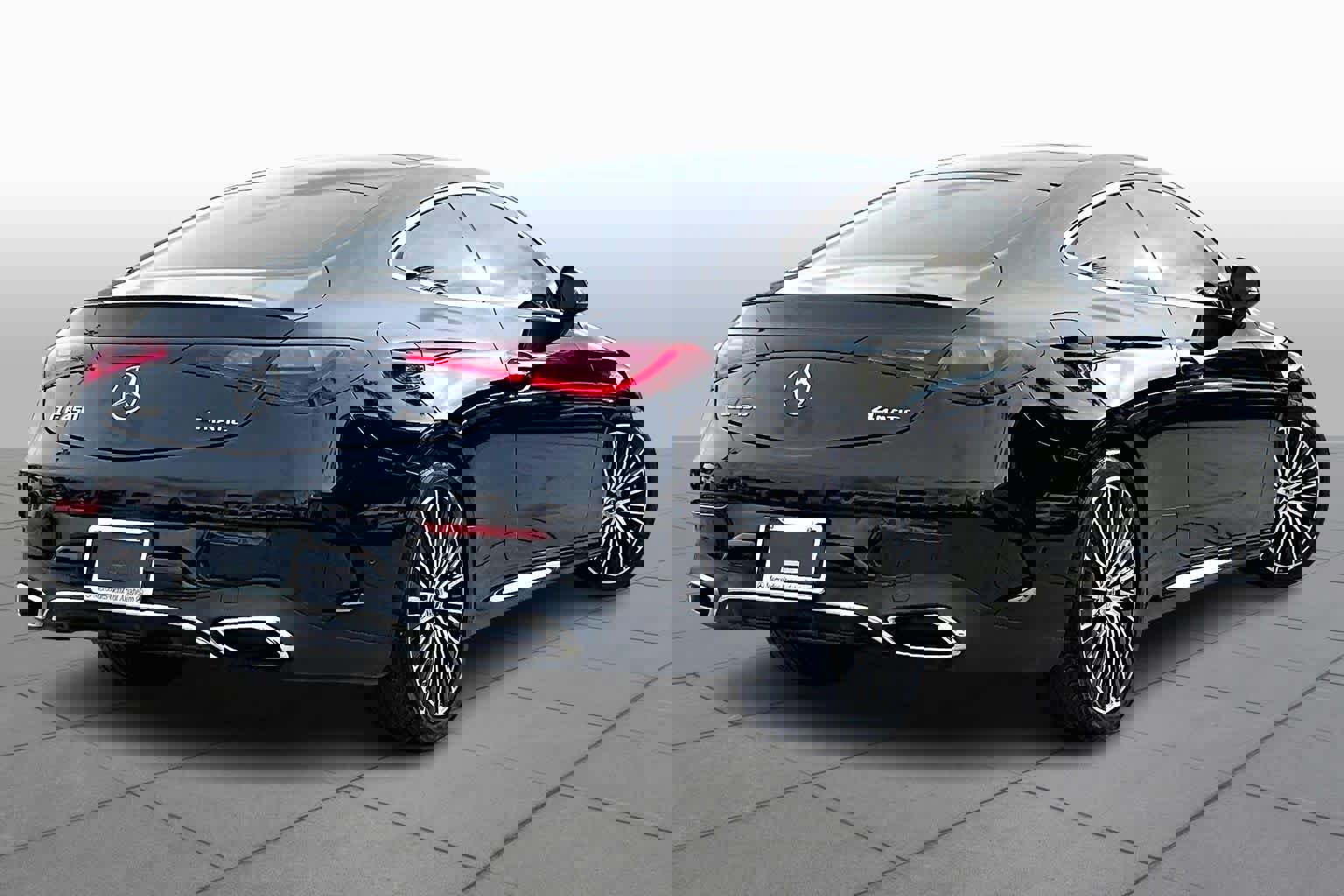 Used 2024 Mercedes-Benz CLE 450 4MATIC Coupe image 12