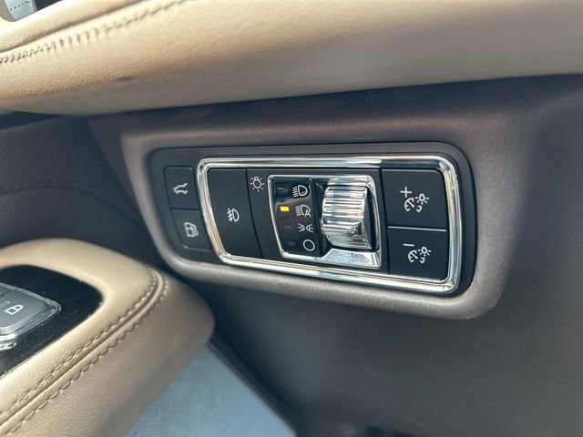 Used 2023 Lincoln Aviator Grand Touring w/ Equipment Group 301A AWD/4WD image 21
