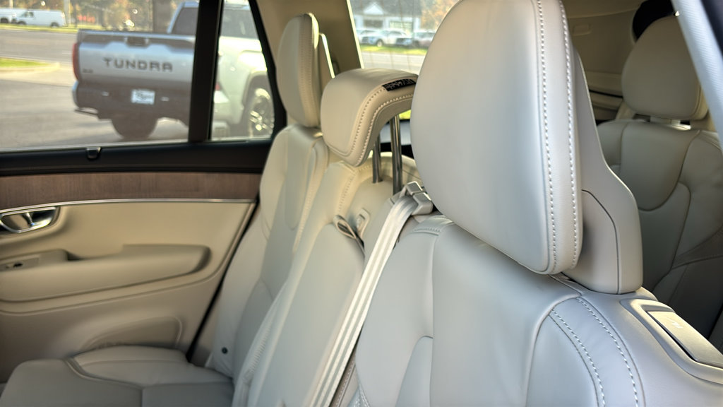 New 2027 Volvo XC90 B6 Ultra AWD/4WD image 11