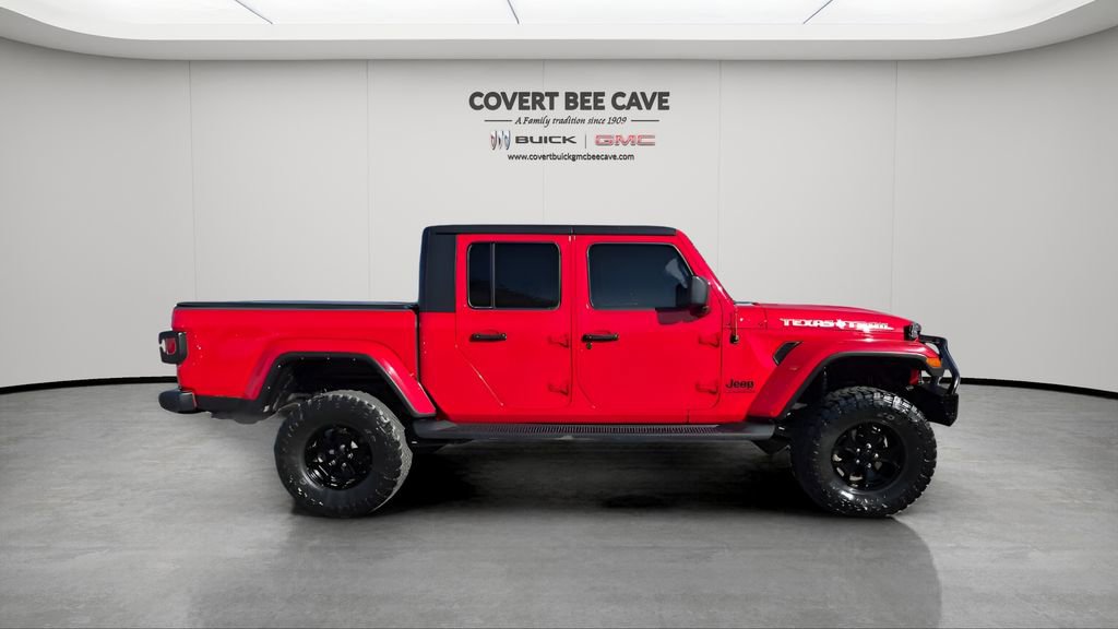 Used 2021 Jeep Gladiator Willys image 11