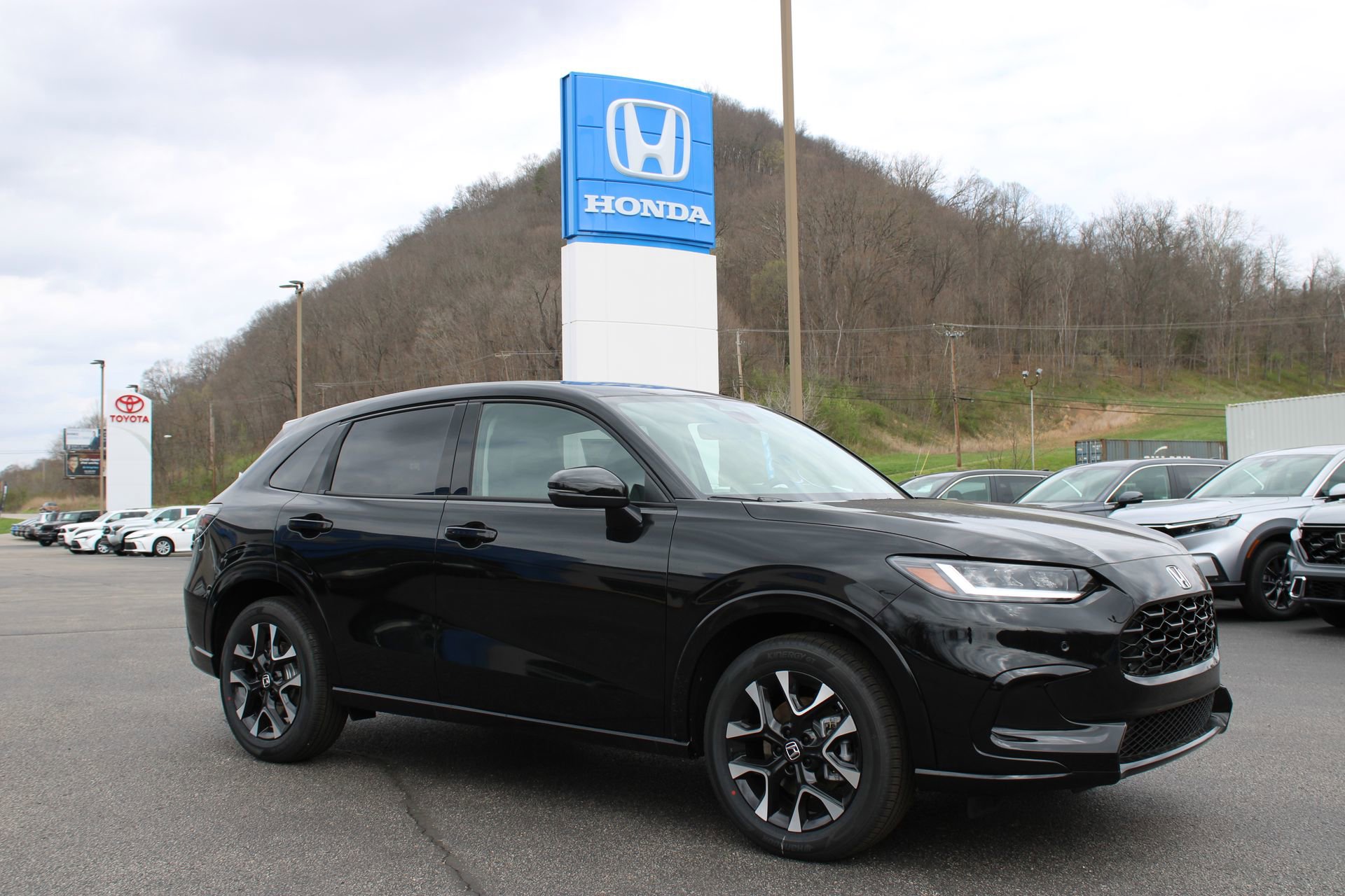 New 2026 Honda HR-V EX-L image 6