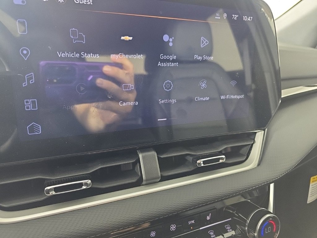 New 2026 Chevrolet Equinox LT w/ Convenience Package II image 18