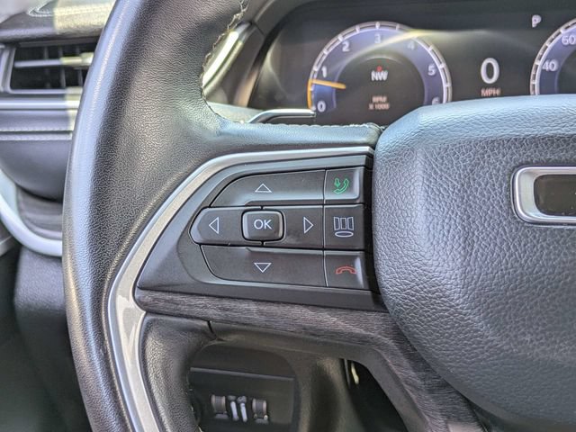 Used 2022 Jeep Grand Cherokee Limited AWD/4WD image 27