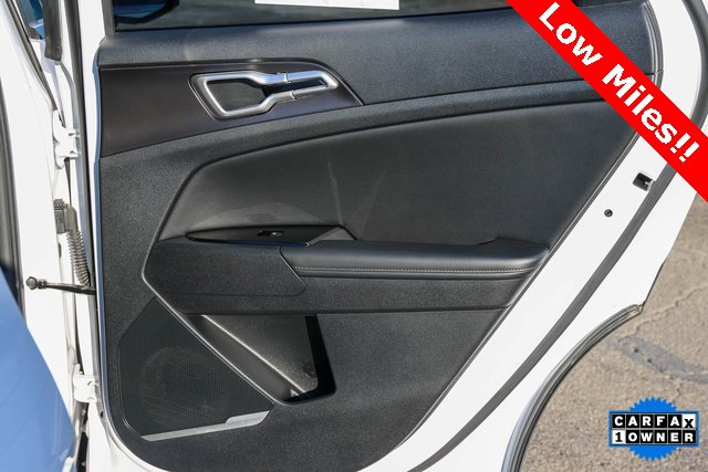 Used 2024 Kia Sportage EX image 15