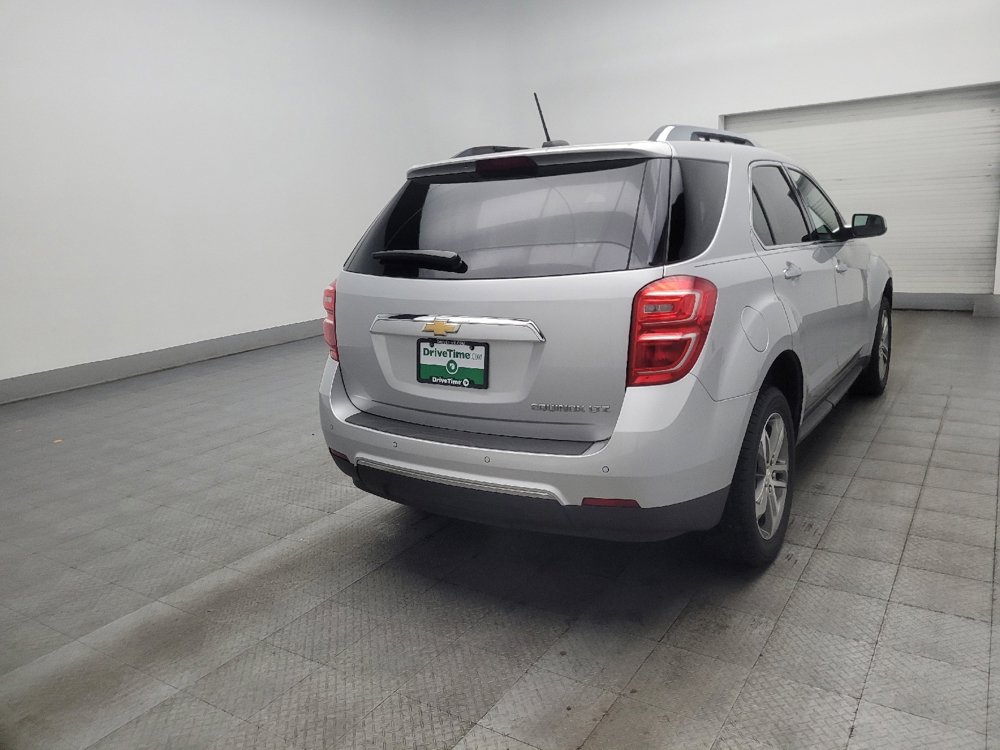 Used 2016 Chevrolet Equinox LTZ w/ Enhanced Convenience Package FWD image 9