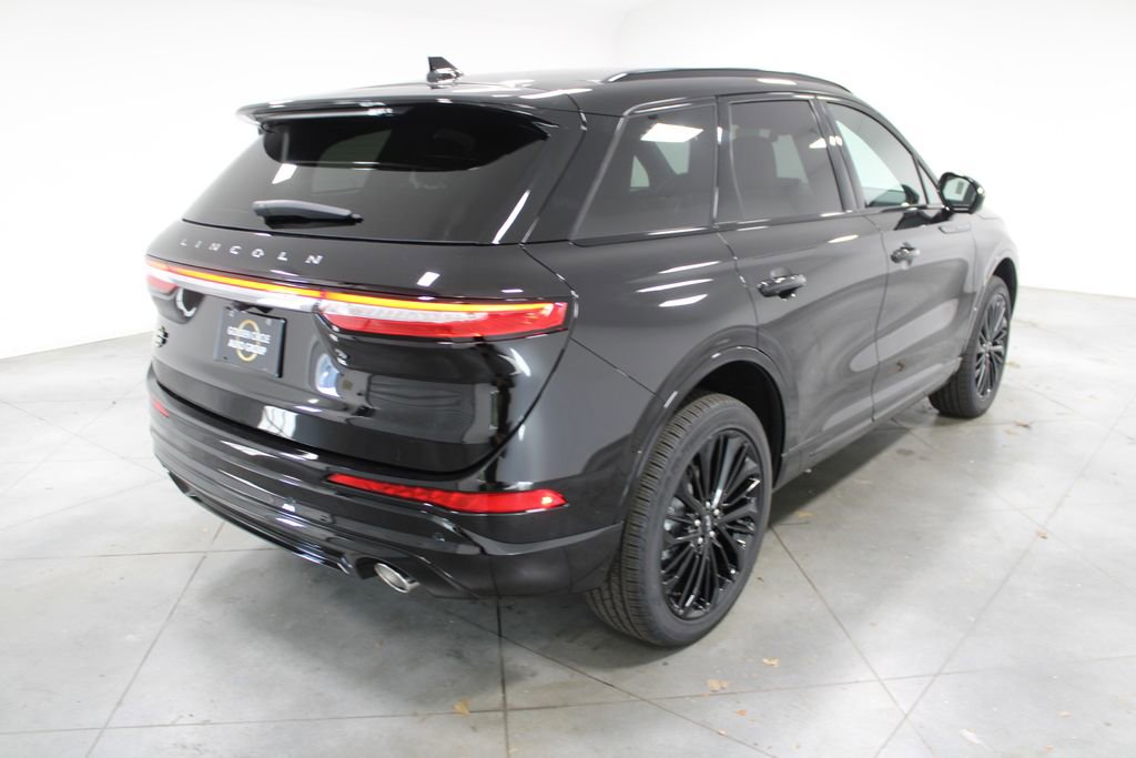 New 2026 Lincoln Corsair Reserve w/ Jet Appearance Package image 8