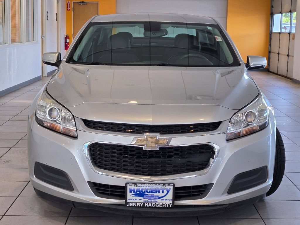 Used 2016 Chevrolet Malibu LT w/ Power Convenience Package FWD image 2