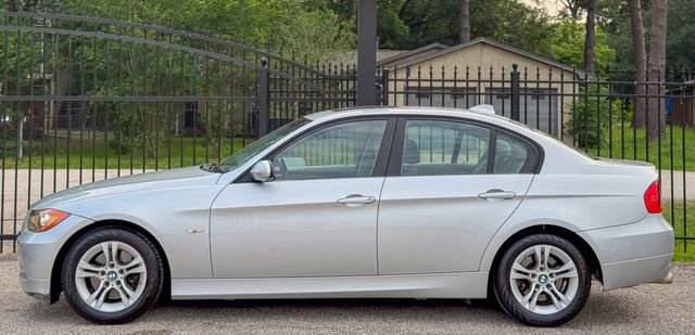 Used 2008 BMW 328i Sedan RWD image 3