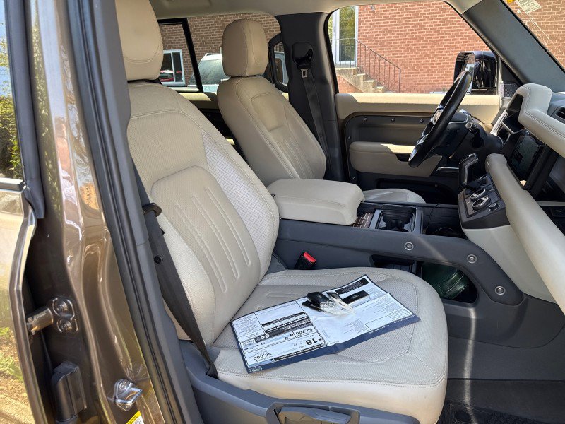 Used 2020 Land Rover Defender 110 S image 26