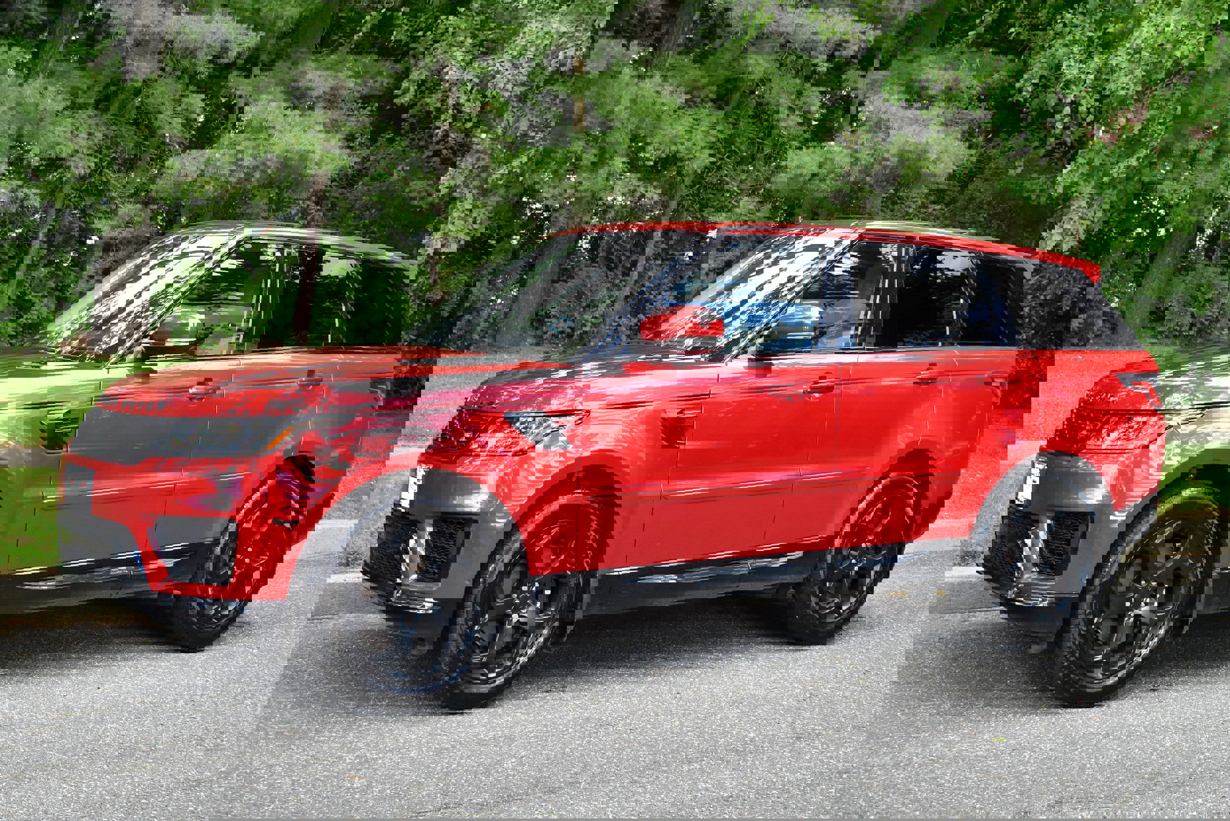 Used 2019 Land Rover Range Rover Sport HSE image 2