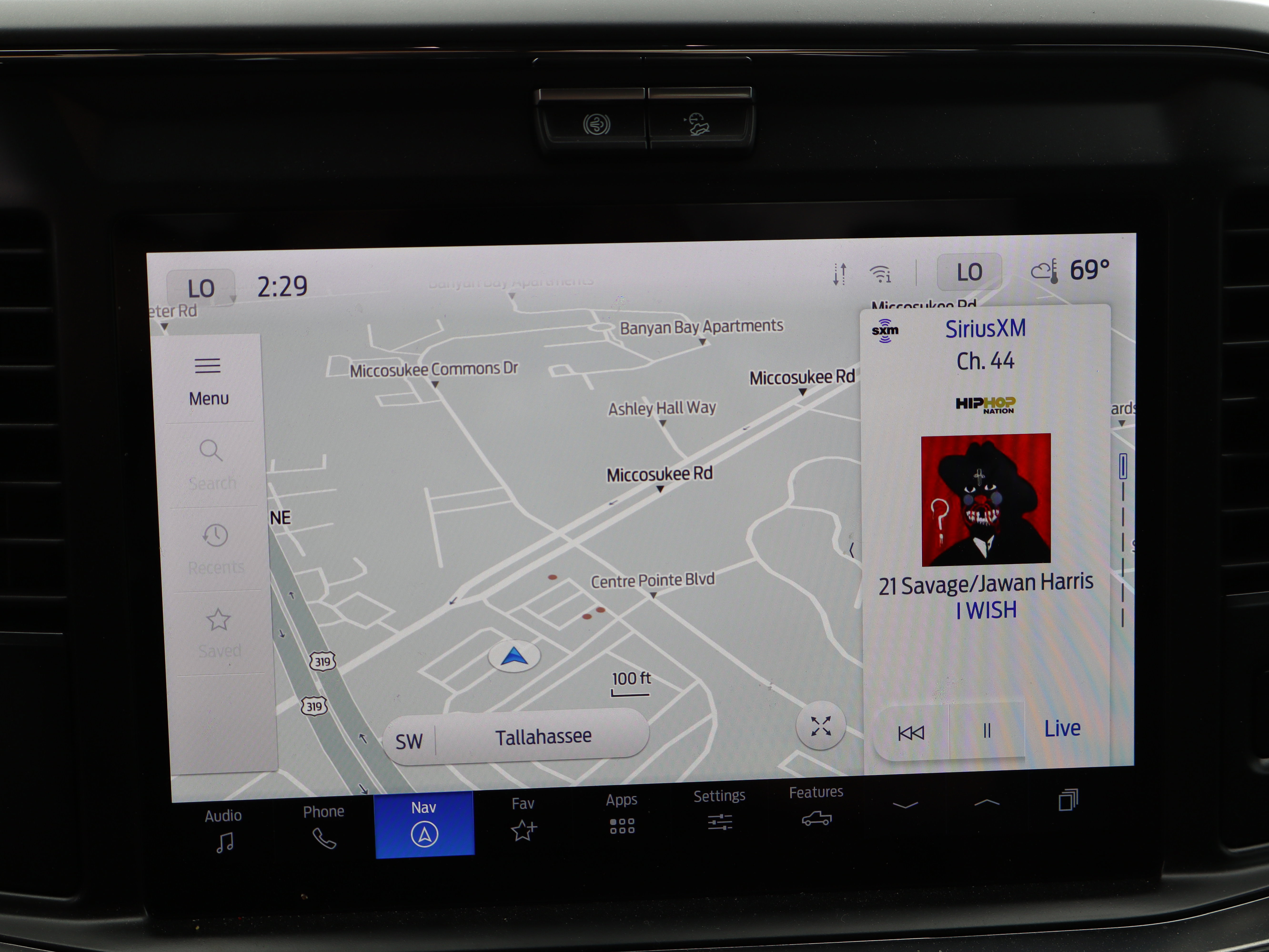 Used 2025 Ford F350 Lariat w/ Black Appearance Package image 33