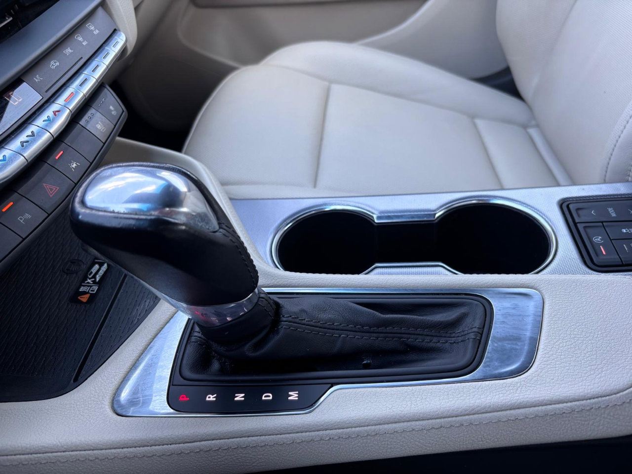 Used 2021 Cadillac CT4 Premium Luxury image 17