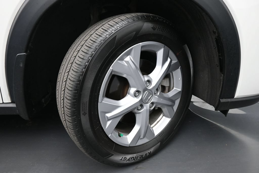 Certified 2024 Honda HR-V LX image 38