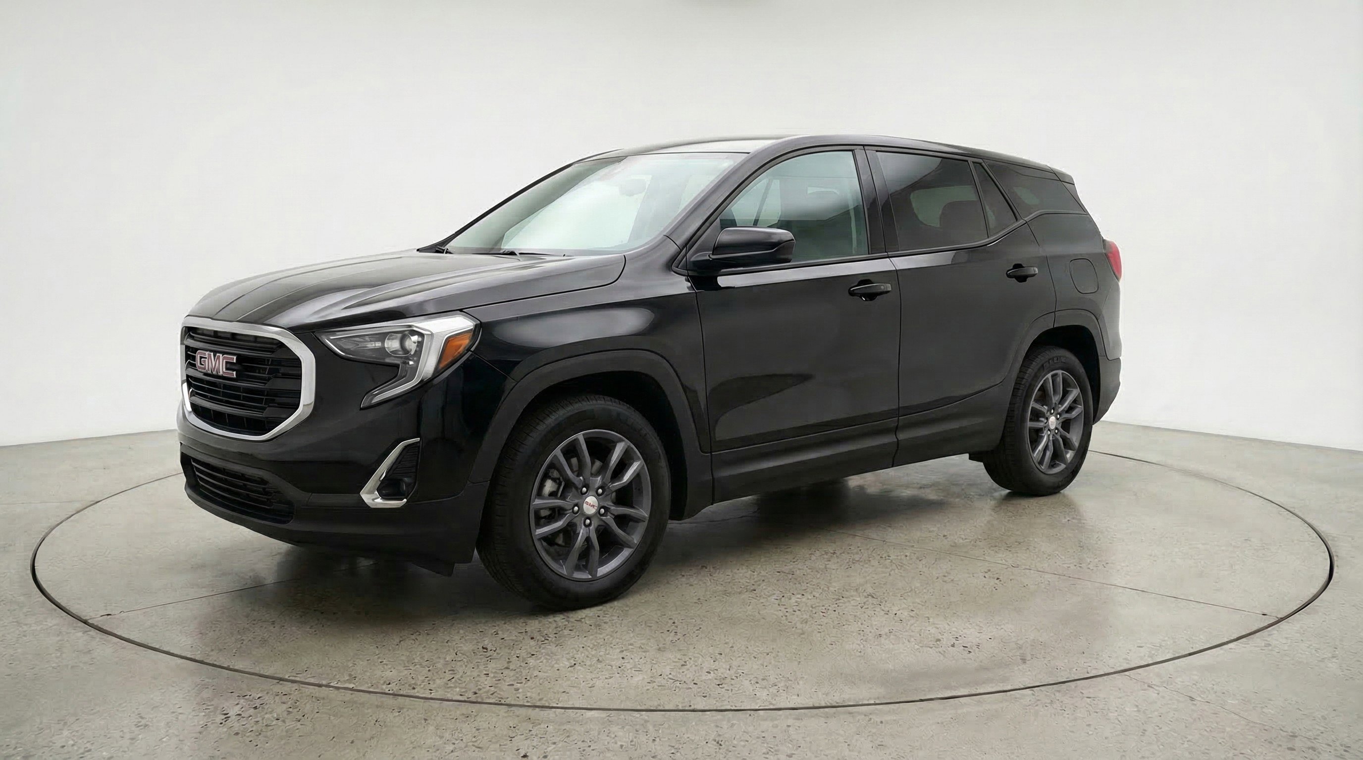 Used 2024 GMC Terrain SLT image 3