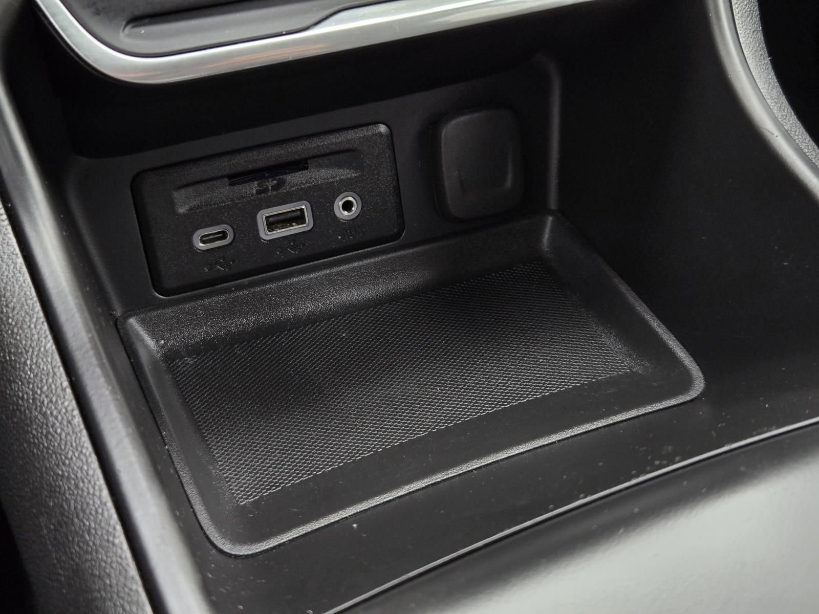 Used 2019 GMC Terrain SLT image 26