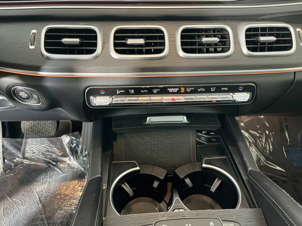 Used 2022 Mercedes-Benz GLS 450 4MATIC image 22