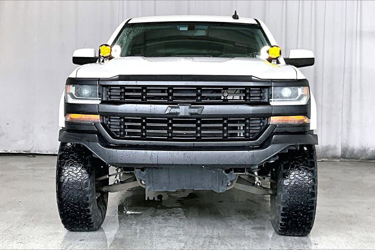 Used 2016 Chevrolet Silverado 1500 LT w/ All Star Edition image 3