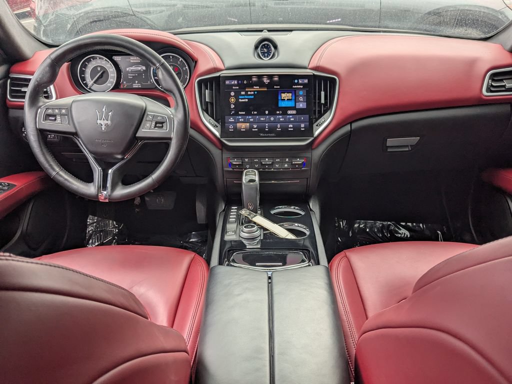 Used 2021 Maserati Ghibli S RWD image 2