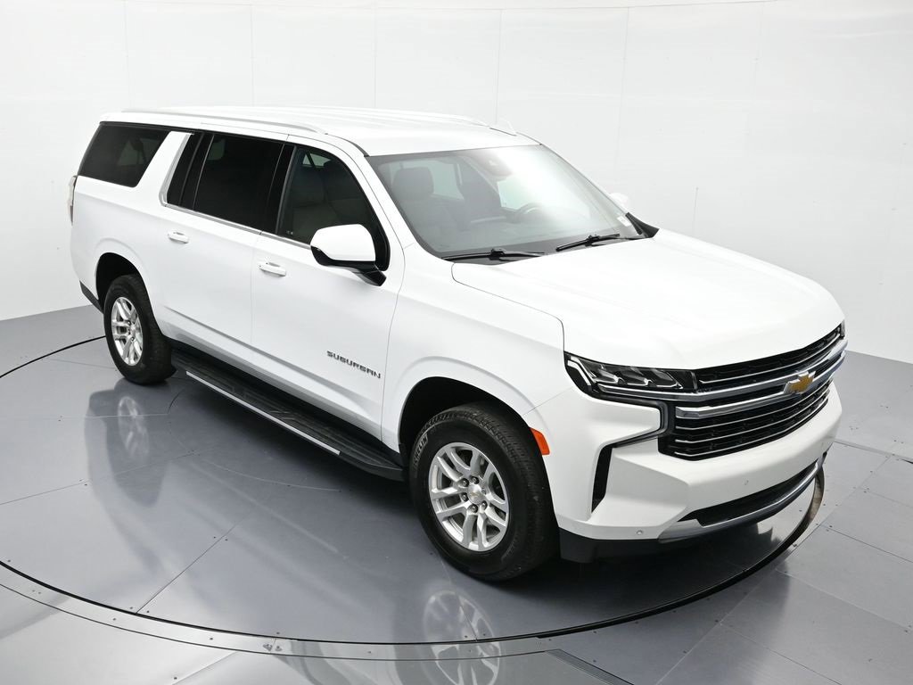 Used 2024 Chevrolet Suburban LT image 31