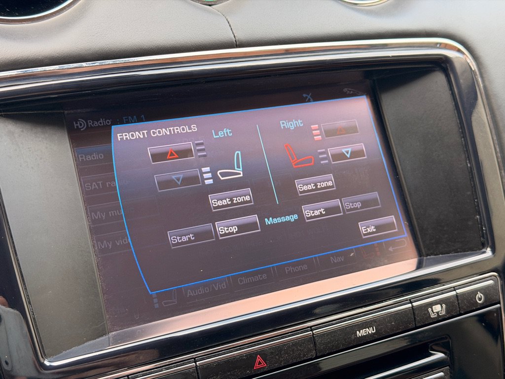 Used 2011 Jaguar XJ L RWD image 13