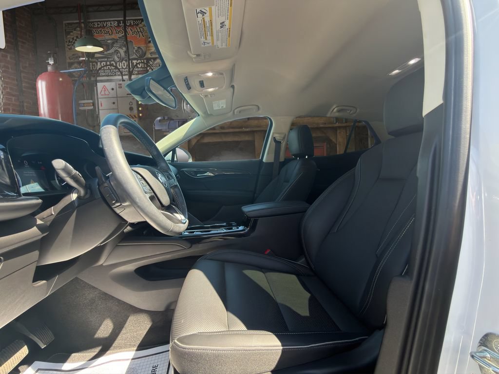 Certified 2023 Buick Envision Essence FWD image 13