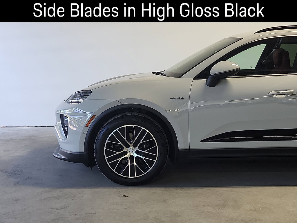 Certified 2026 Porsche Macan 4 Electric AWD/4WD image 6