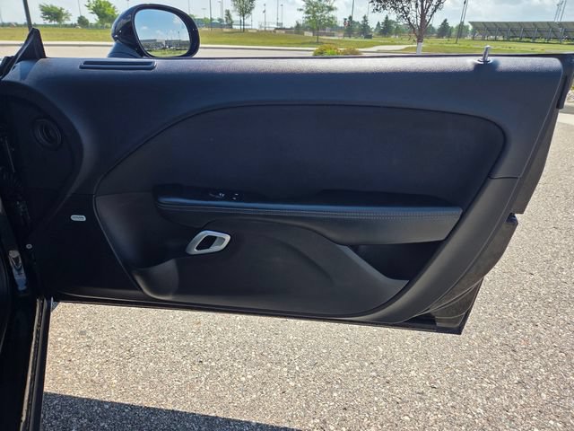 Used 2016 Dodge Challenger R/T RWD image 36