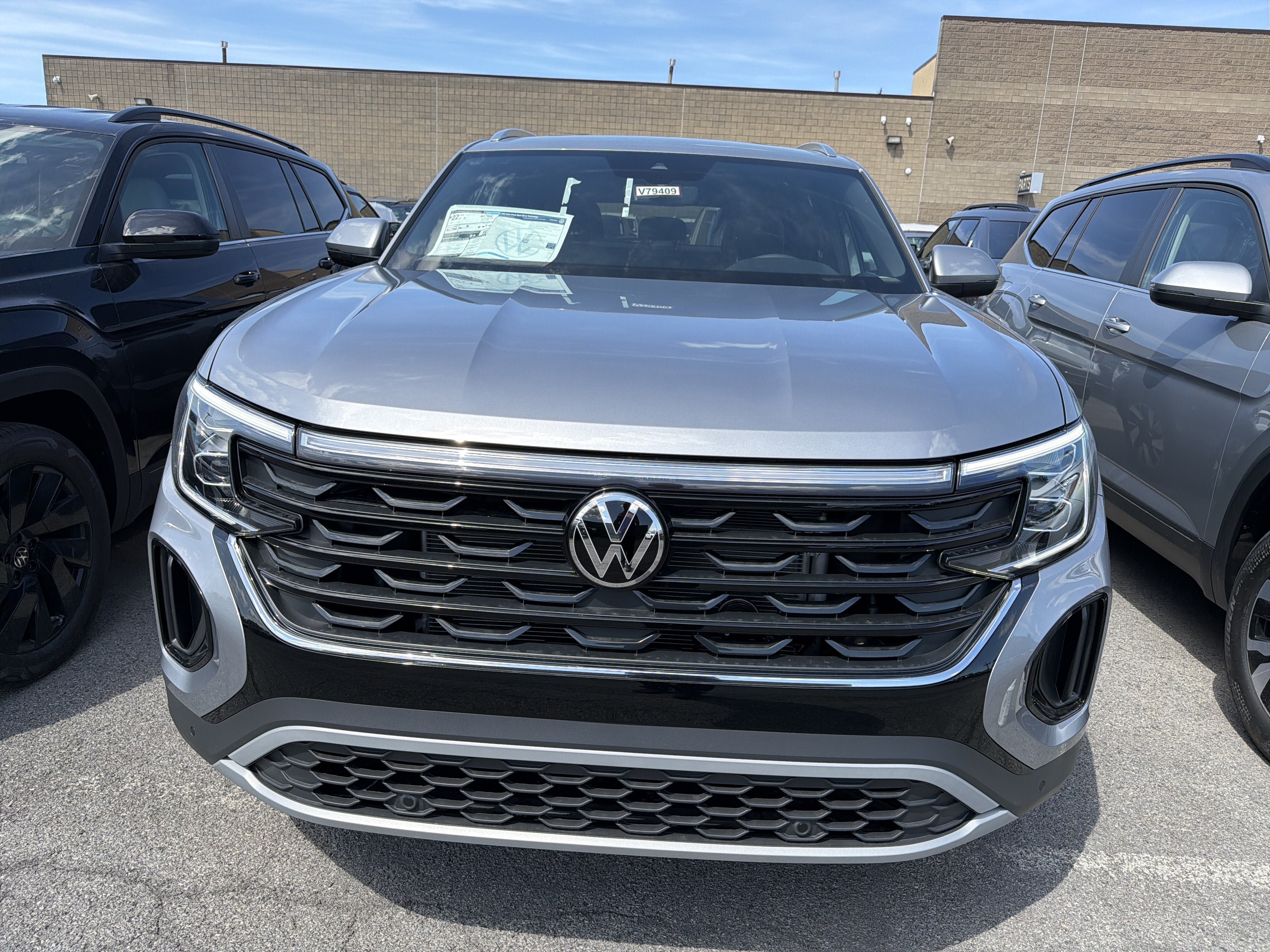 New 2026 Volkswagen Atlas Cross Sport SE AWD/4WD image 3