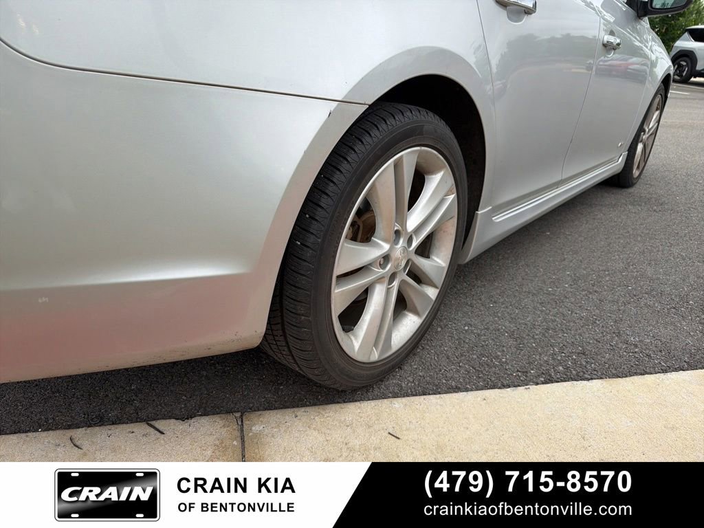 Used 2012 Chevrolet Cruze LTZ w/ RS Package FWD image 8