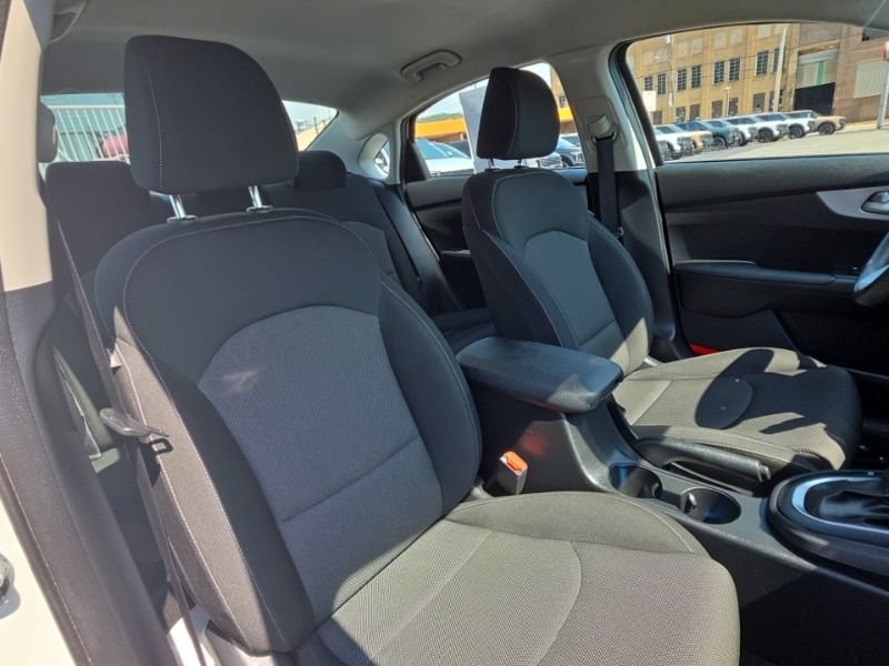 Used 2024 Kia Forte LXS FWD image 13