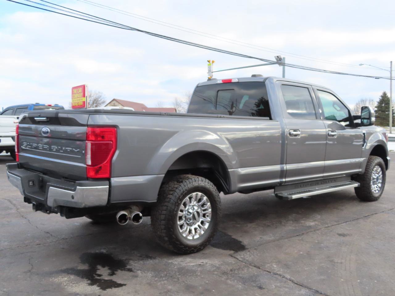 Used 2022 Ford F250 Lariat w/ Chrome Package image 6