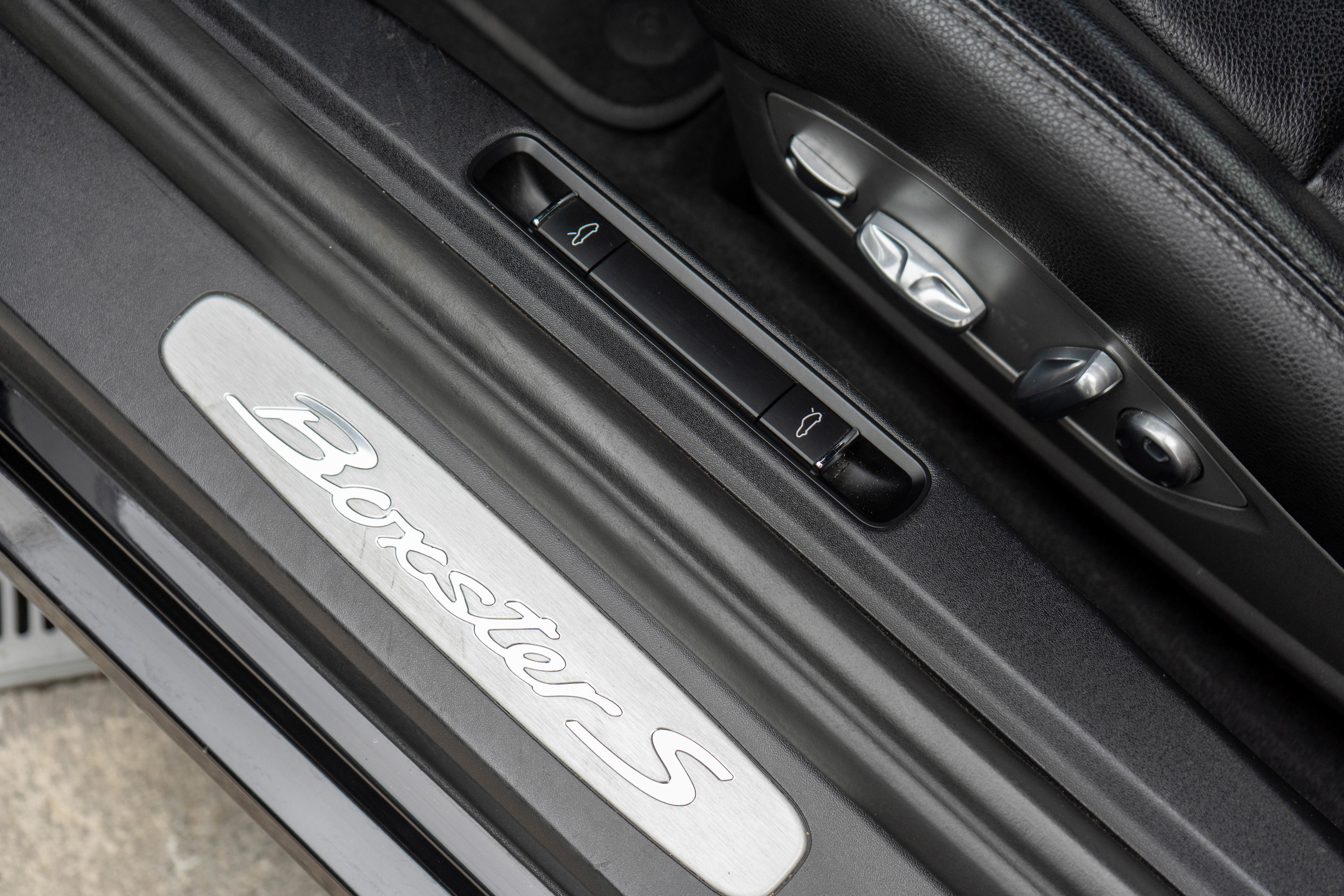 Used 2014 Porsche Boxster S image 14