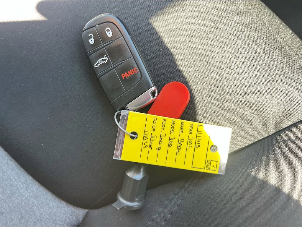 Used 2022 Chrysler 300 Touring w/ Sport Appearance Package image 31