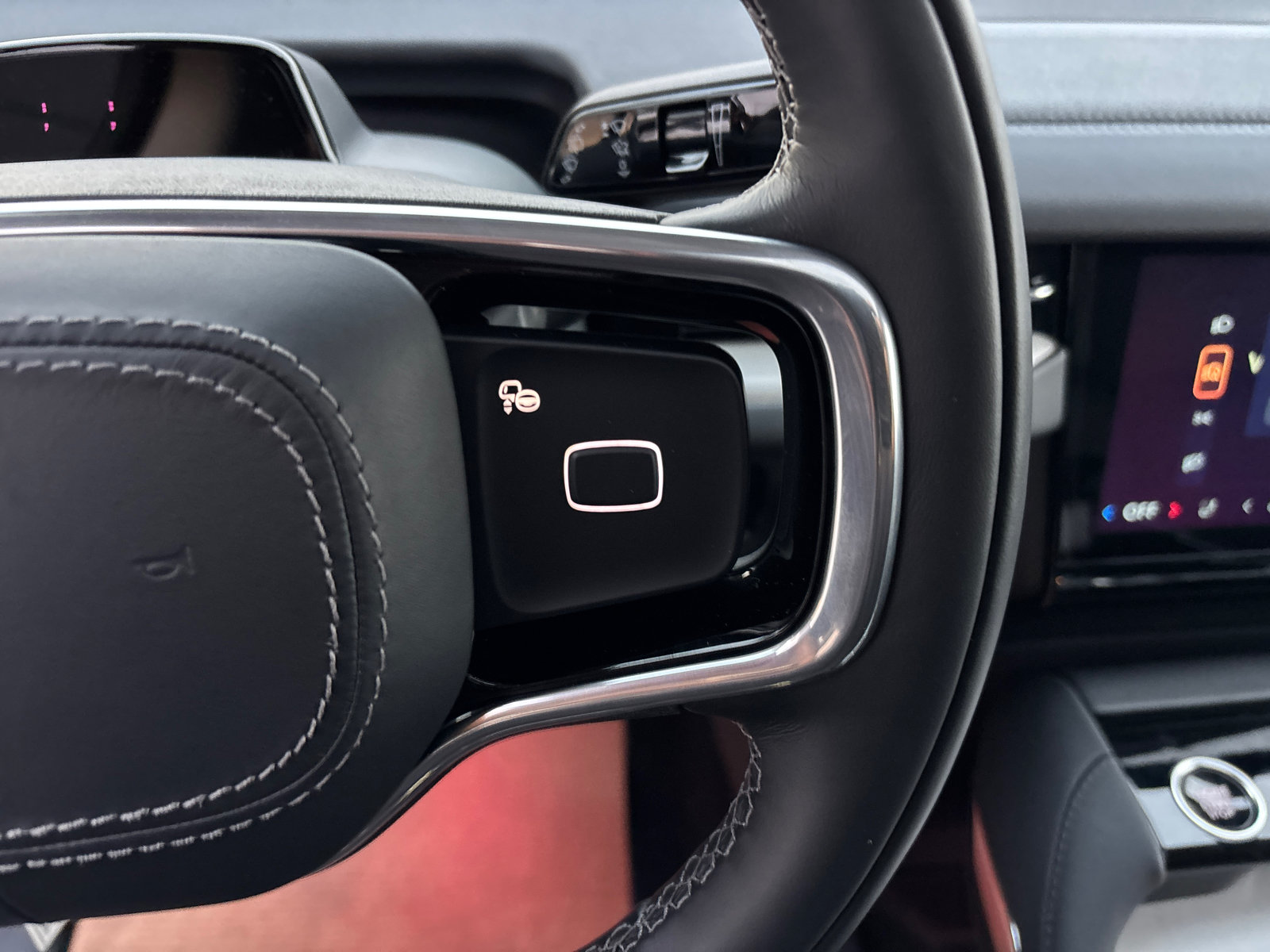 New 2026 Lincoln Navigator Reserve AWD/4WD image 17
